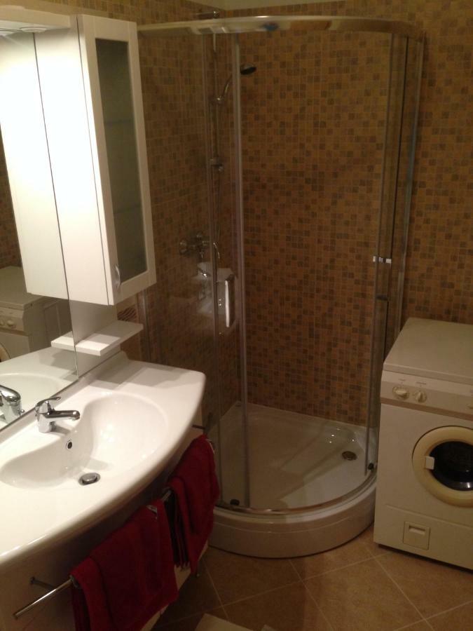 Apartma Valmarin Apartment Spodnje Skofije Bagian luar foto