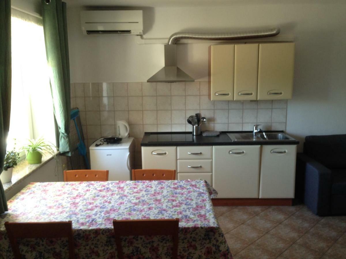 Apartma Valmarin Apartment Spodnje Skofije Bagian luar foto